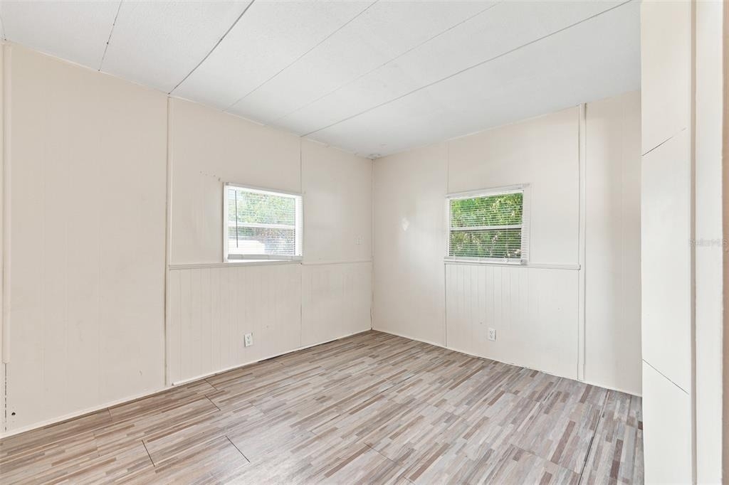 7205 Commons Boulevard - Photo 10