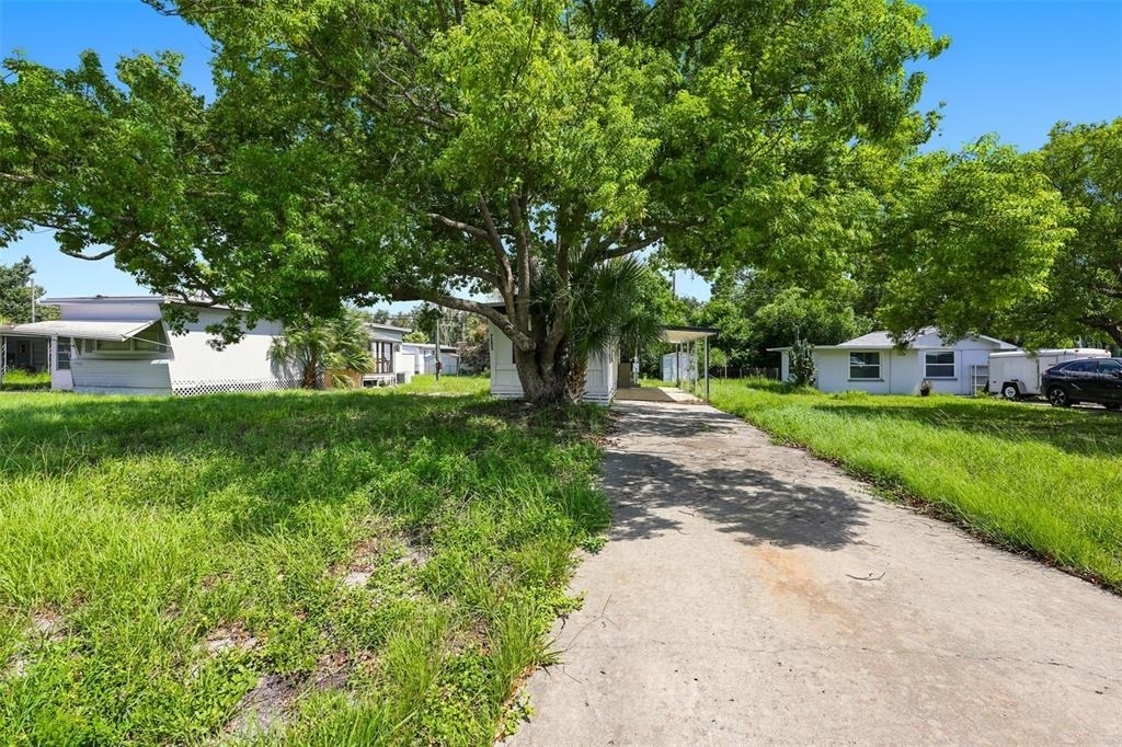 7205 Commons Boulevard - Photo 18