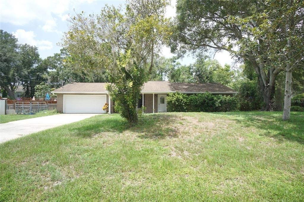 6005 Christy Lane - Photo 0