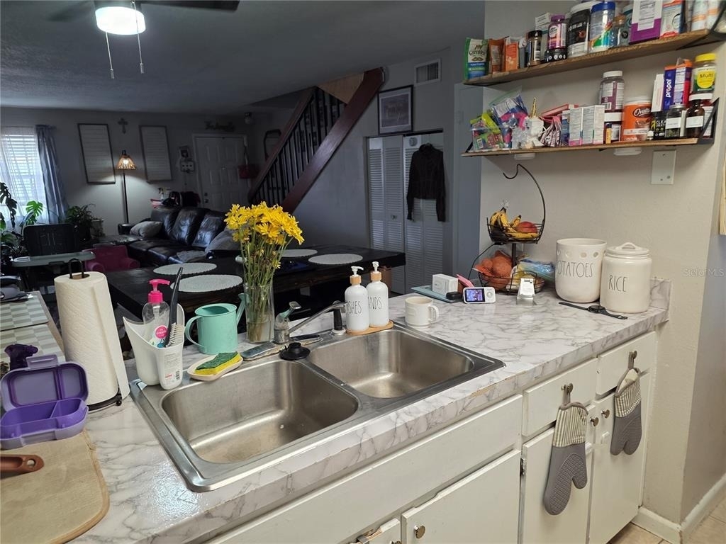4823 W Mcelroy Avenue - Photo 8