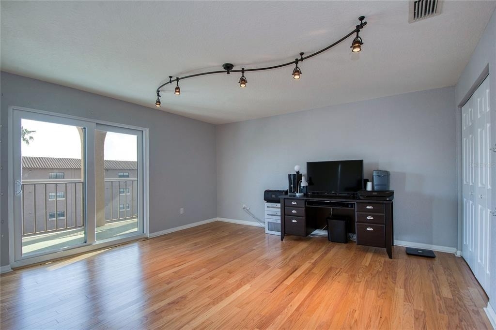 6150 Gulfport Boulevard S - Photo 22