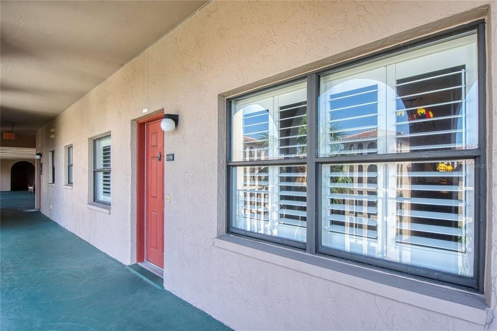 6150 Gulfport Boulevard S - Photo 6