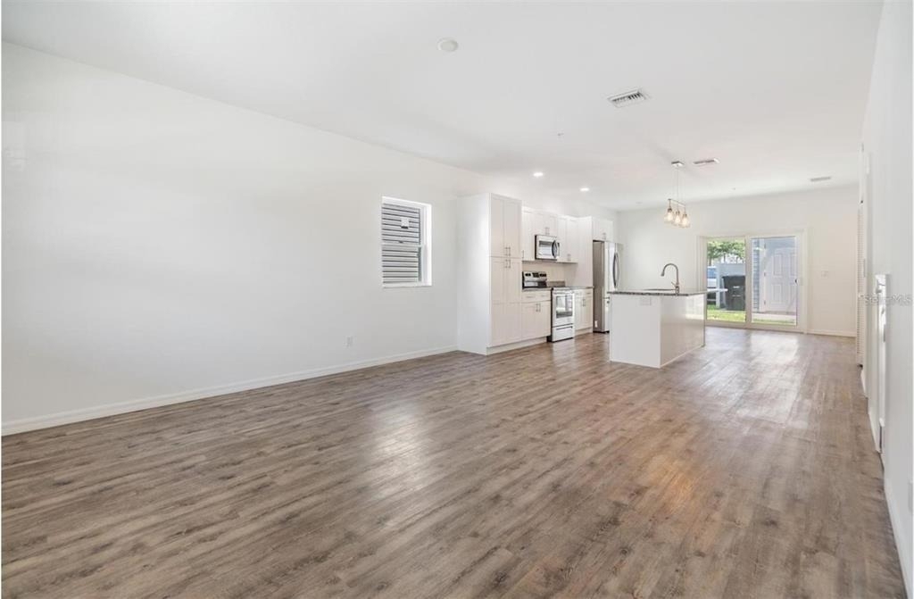 1264 Pierce Street - Photo 2