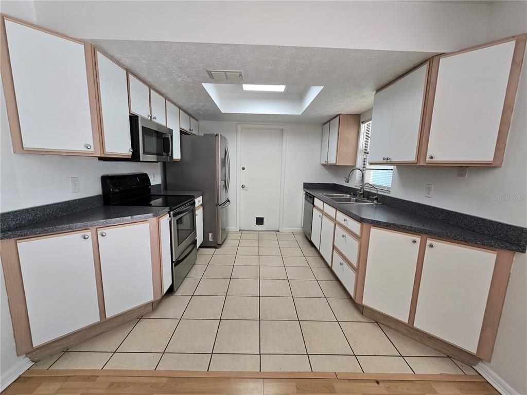 202 Jacob Ryan Court - Photo 4