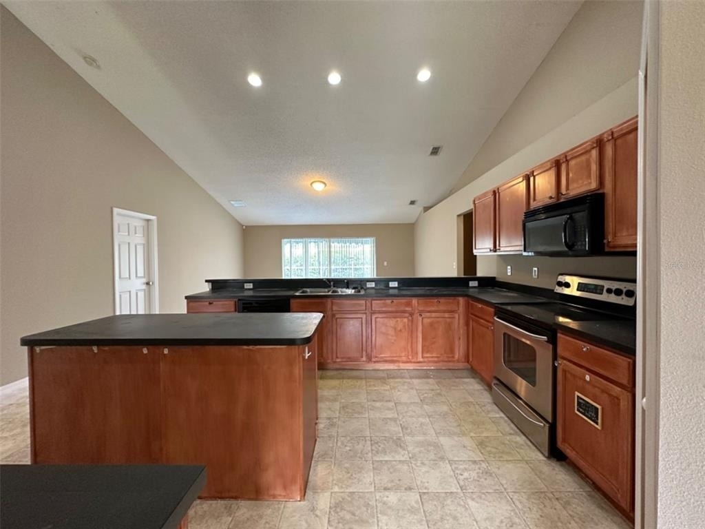 2932 Foraker Way - Photo 20