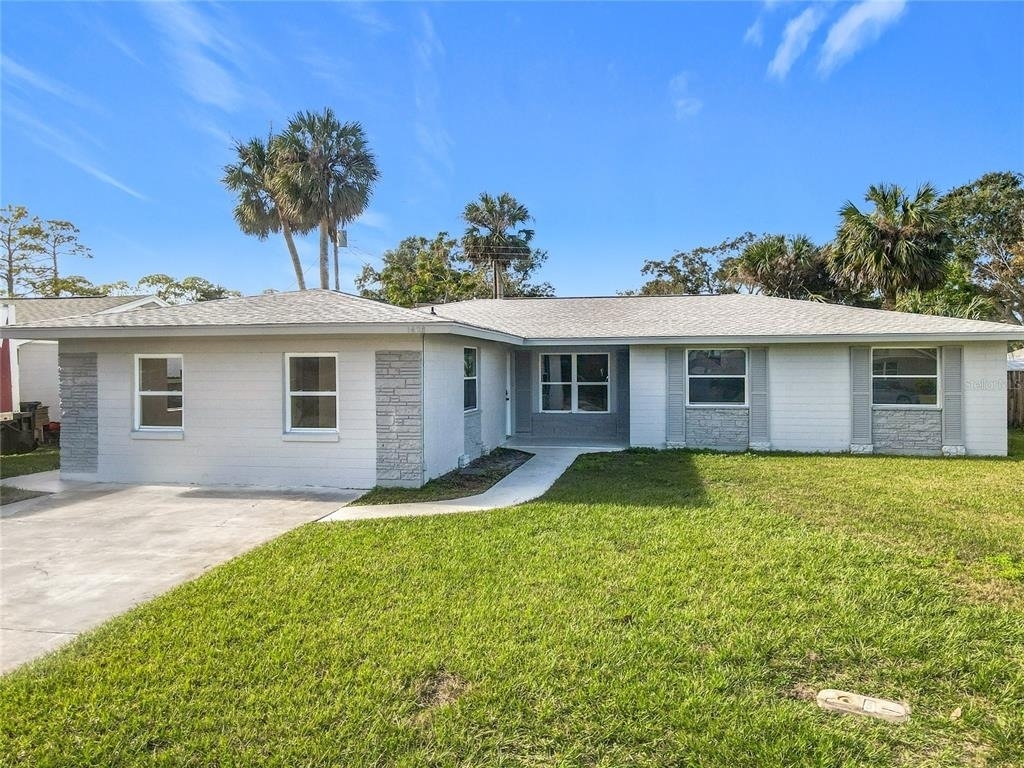 1428 Margina Avenue - Photo 0