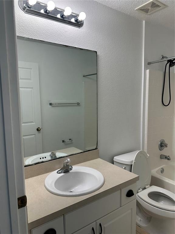 2149 N Normandy Boulevard - Photo 6