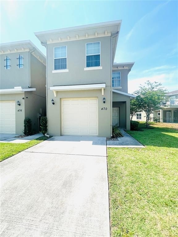 470 Lake Shore Parkway - Photo 0
