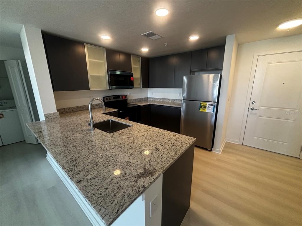 5563 Millenia Park Boulevard - Photo 0