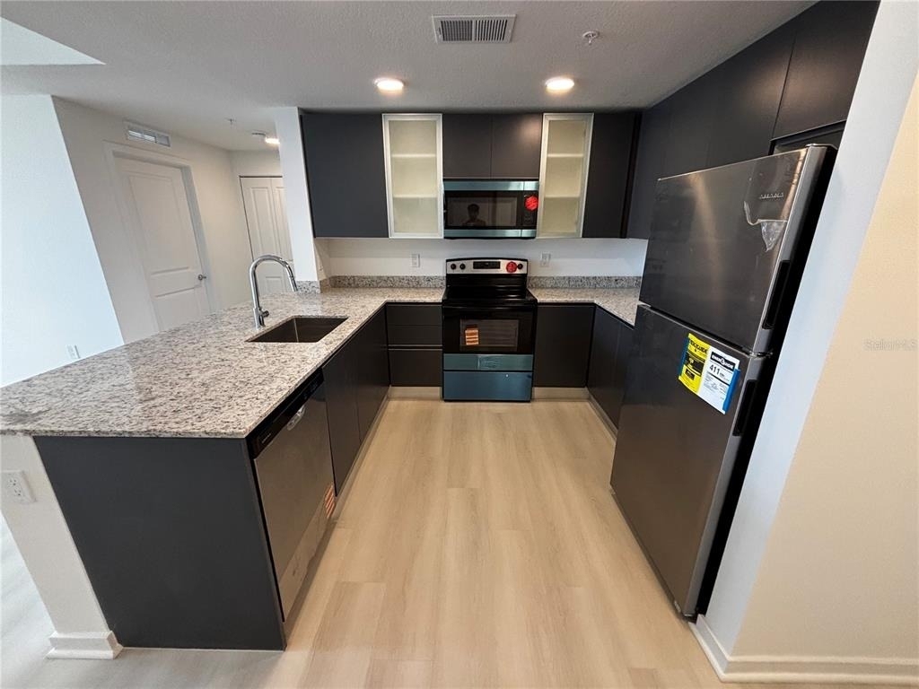 5563 Millenia Park Boulevard - Photo 35