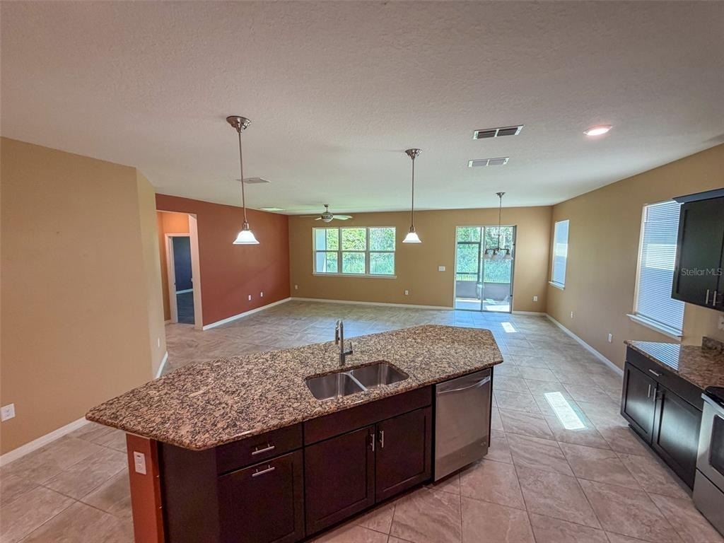 11460 Wakeworth Street - Photo 2