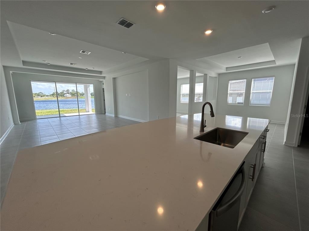 3008 Ella Way - Photo 5