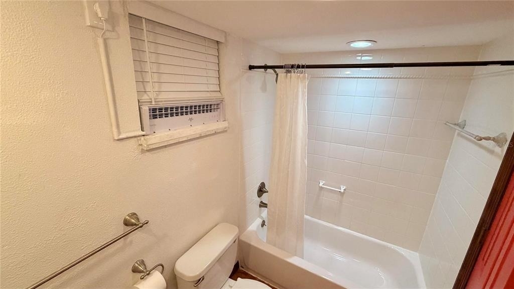 406 Nw 68th Avenue - Photo 6