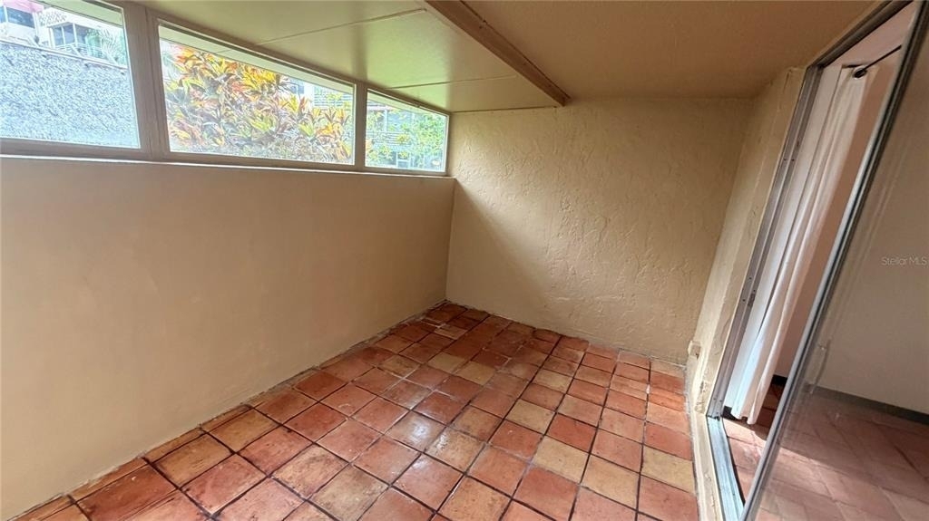 406 Nw 68th Avenue - Photo 12