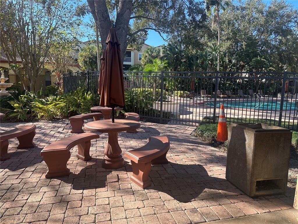 827 Camargo Way - Photo 27