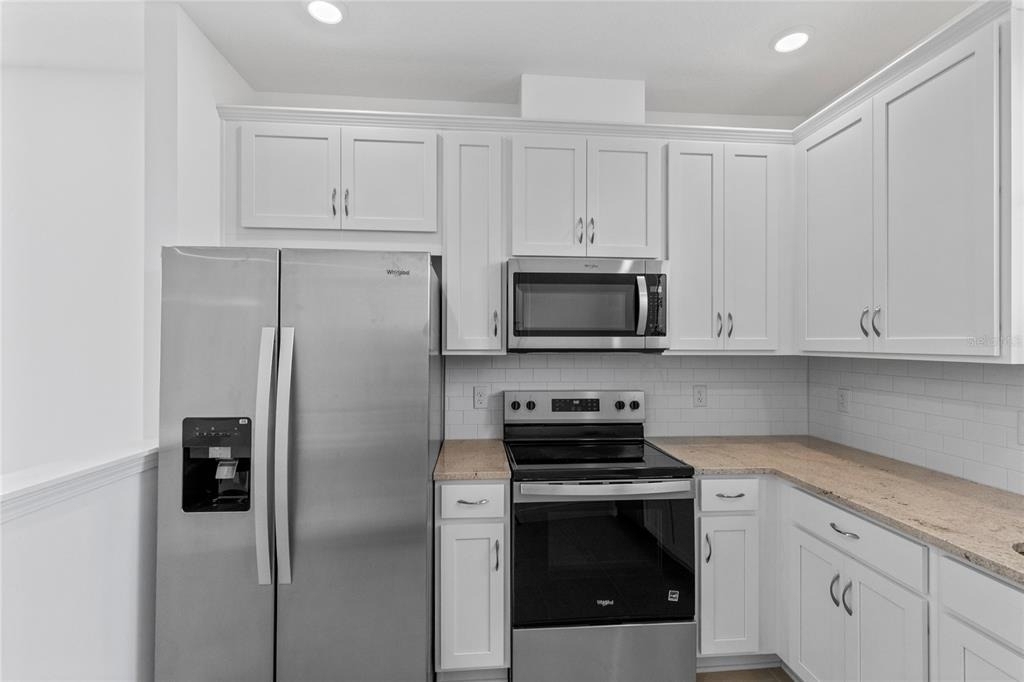 9711 Undset Alley - Photo 4