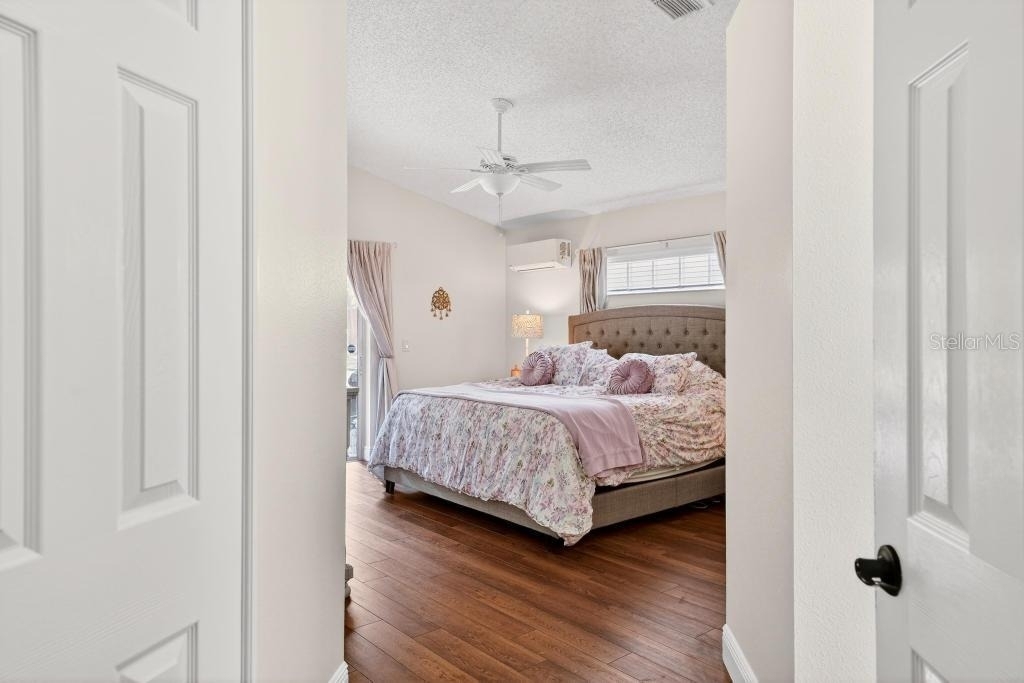 5477 Glen Oak Place - Photo 46