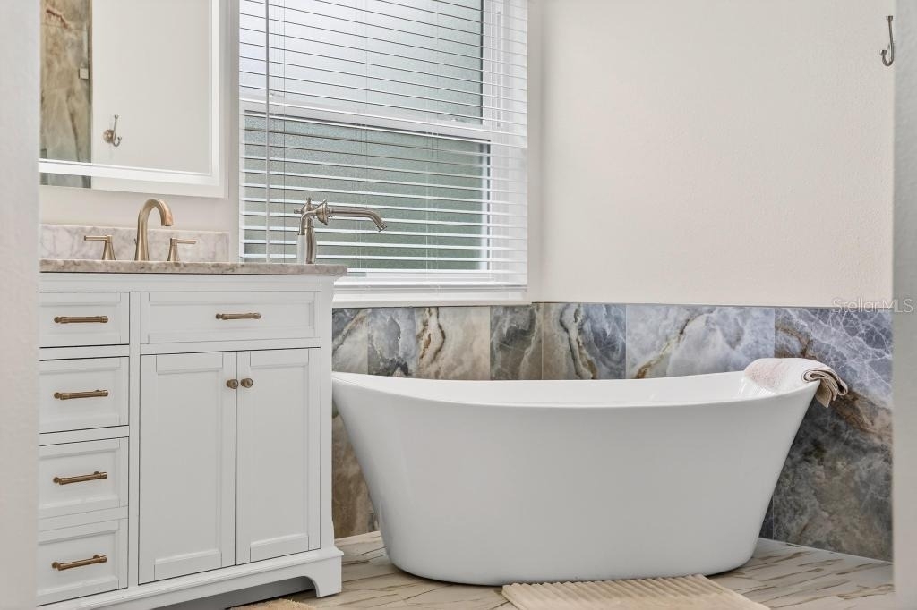 5477 Glen Oak Place - Photo 4