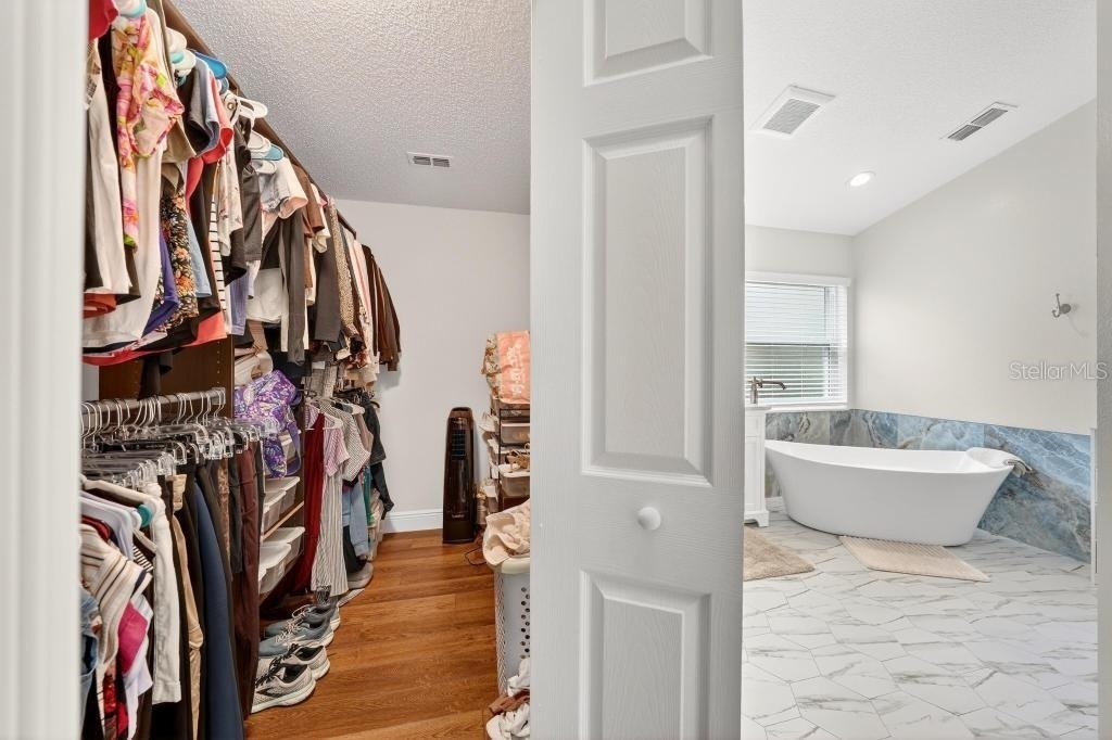 5477 Glen Oak Place - Photo 59