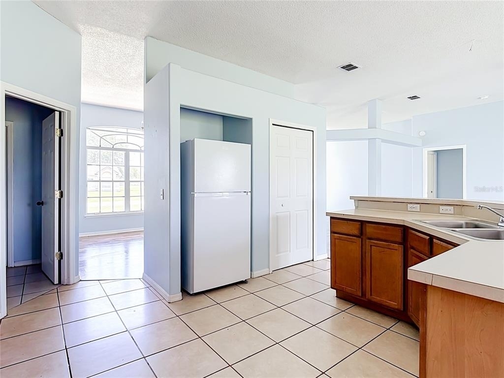 1001 Eiffel Lane - Photo 10
