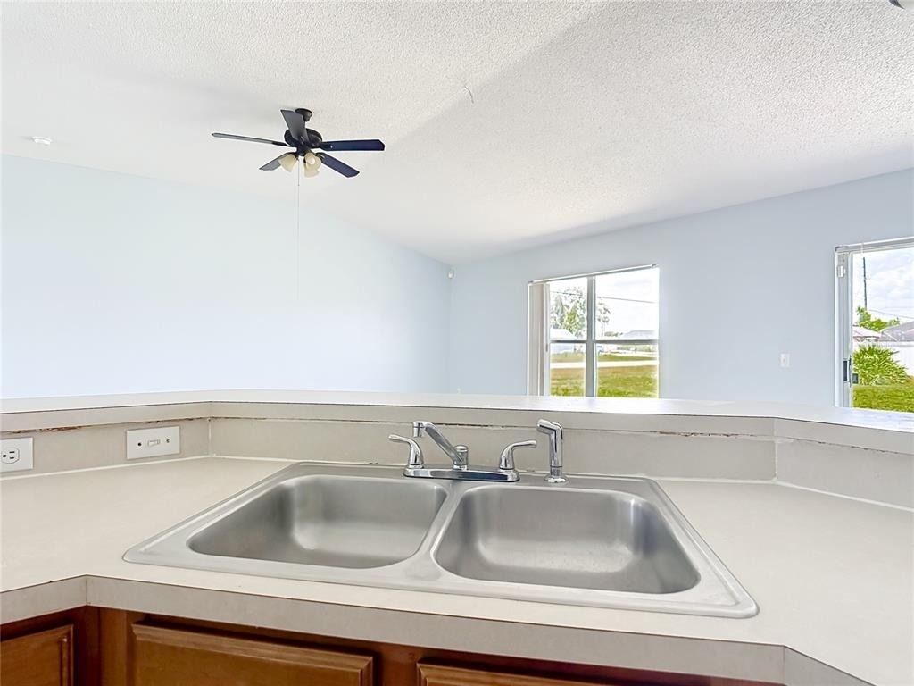 1001 Eiffel Lane - Photo 12