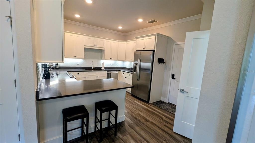 3062 Isles Way - Photo 4