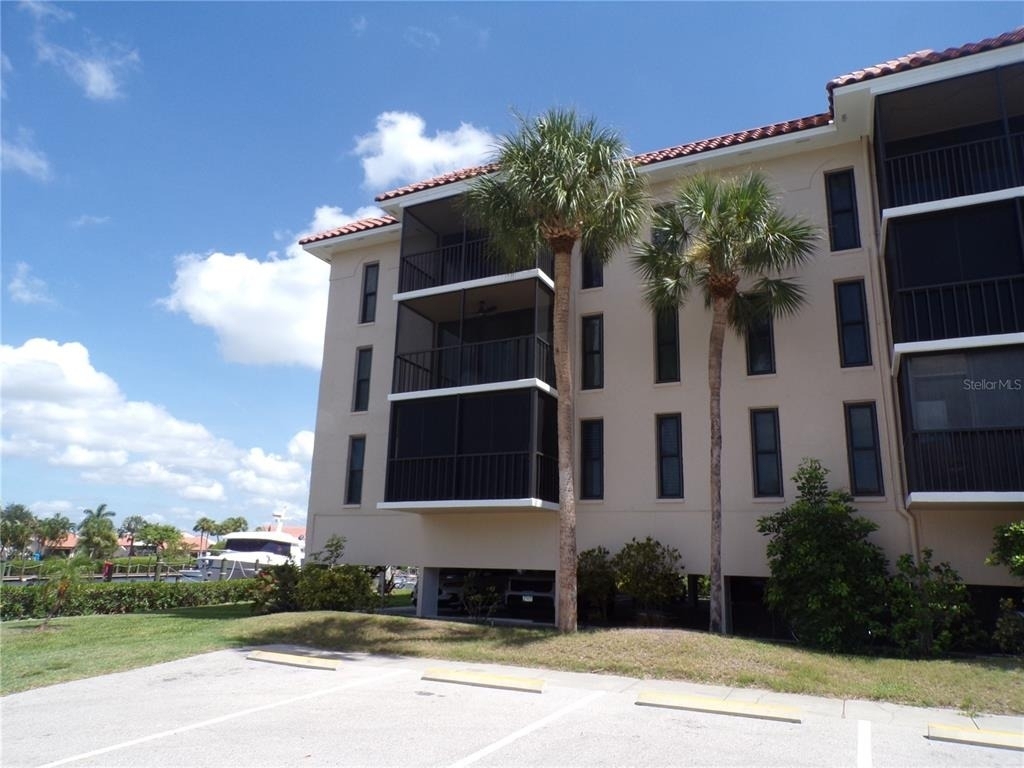 25188 Marion Ave - Photo 36