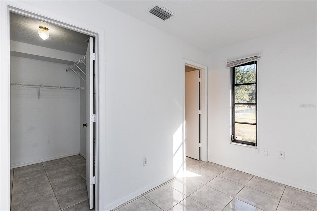 838 Jarvis Street - Photo 35