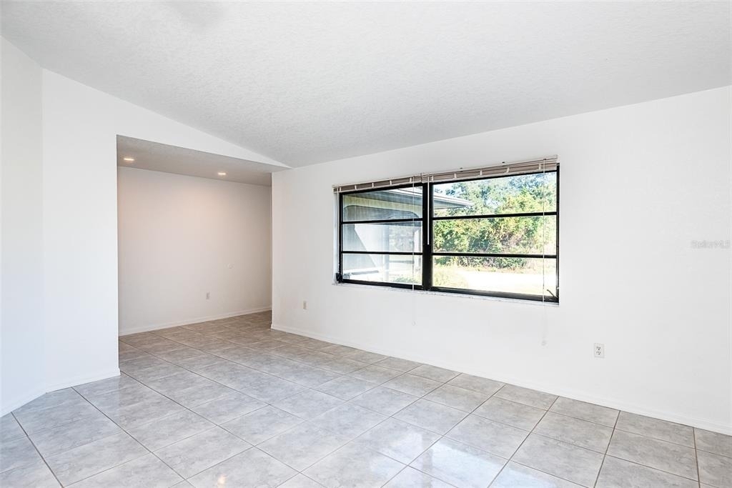 838 Jarvis Street - Photo 7