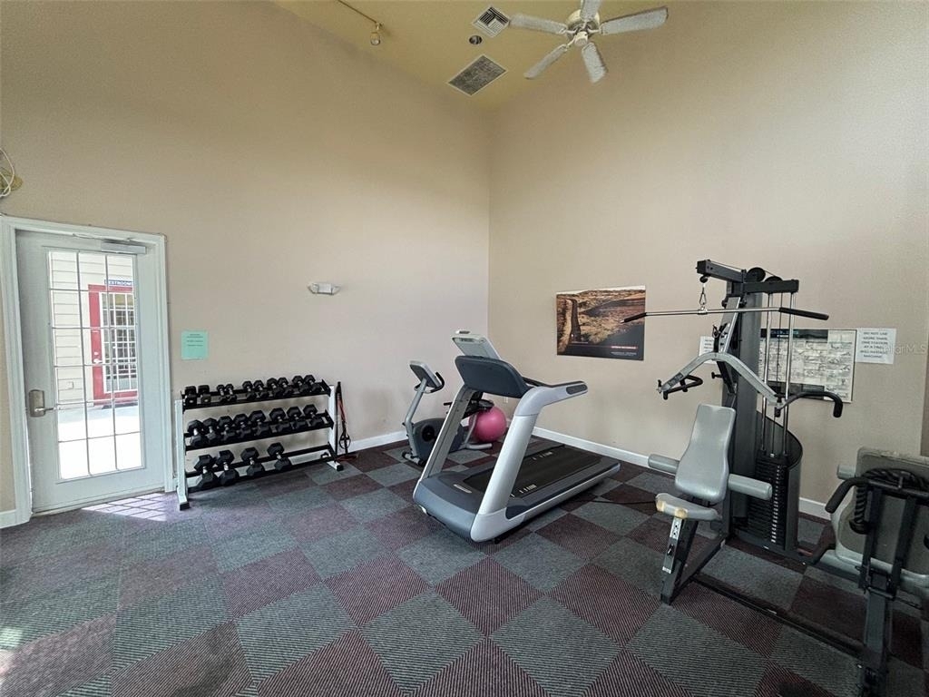 7635 Plantation Circle - Photo 19