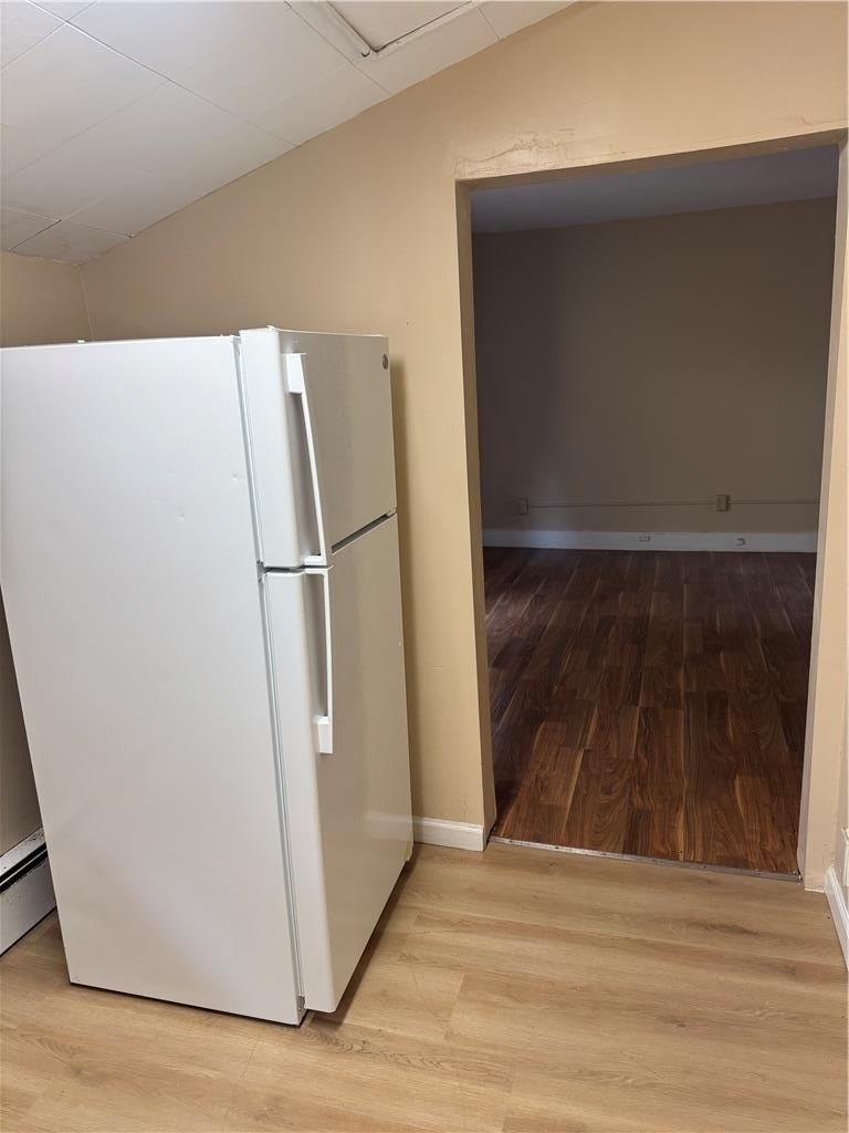328 W Broad Street - Photo 7