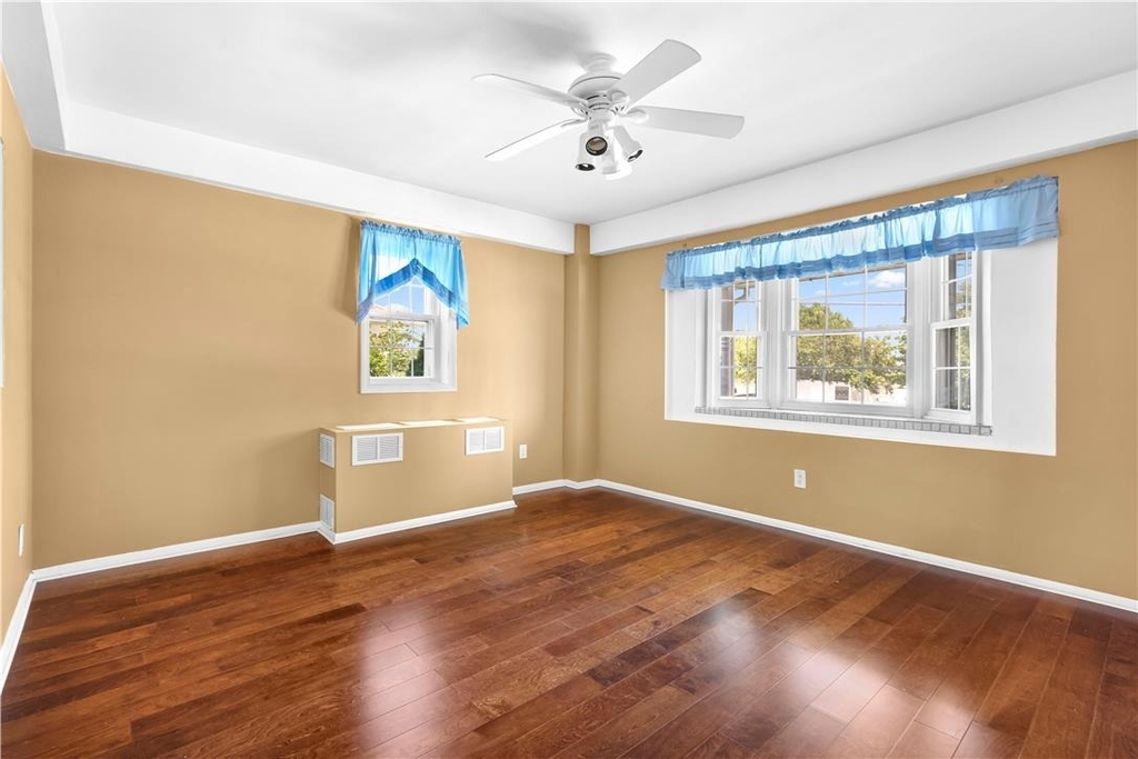 1024 Washington Street - Photo 4
