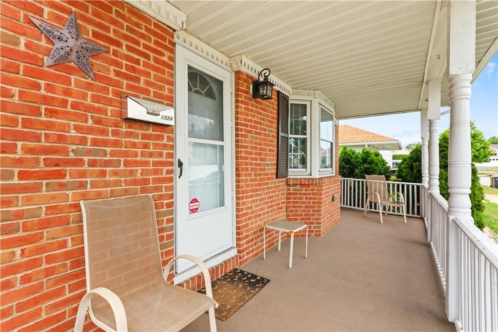 1024 Washington Street - Photo 3