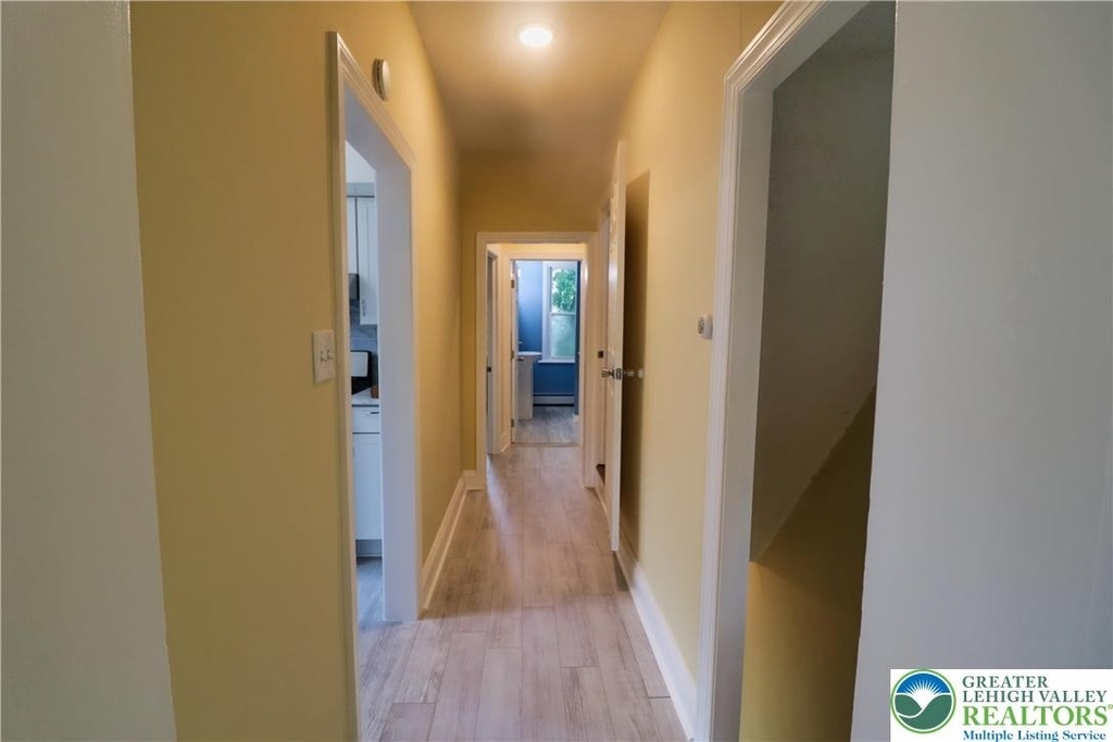 526 Prospect Avenue - Photo 3