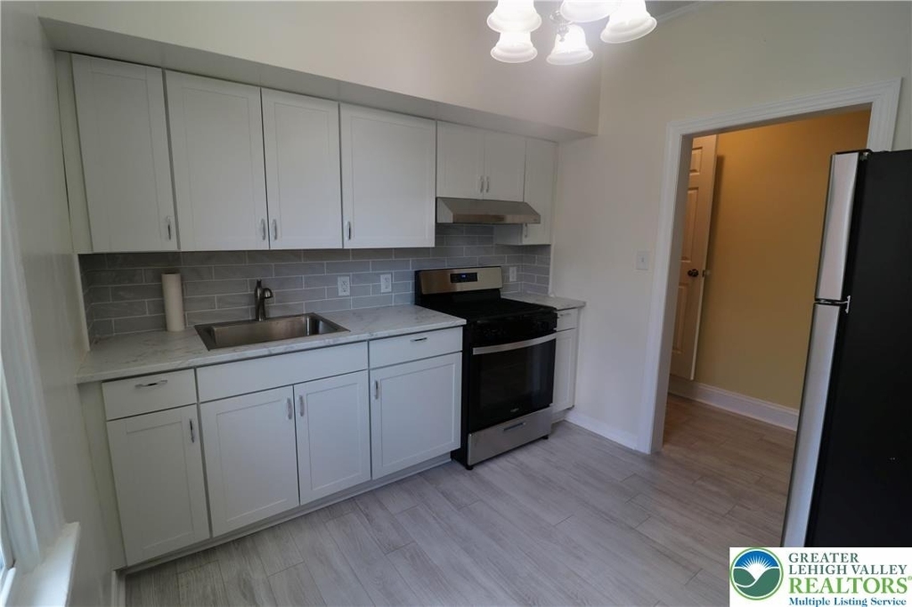 526 Prospect Avenue - Photo 12