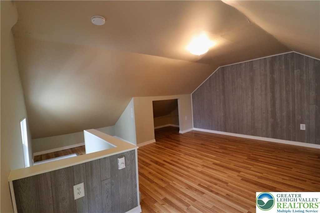 526 Prospect Avenue - Photo 22