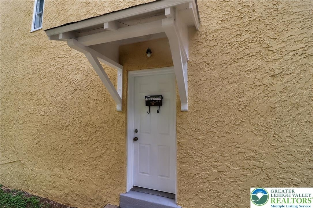 526 Prospect Avenue - Photo 1