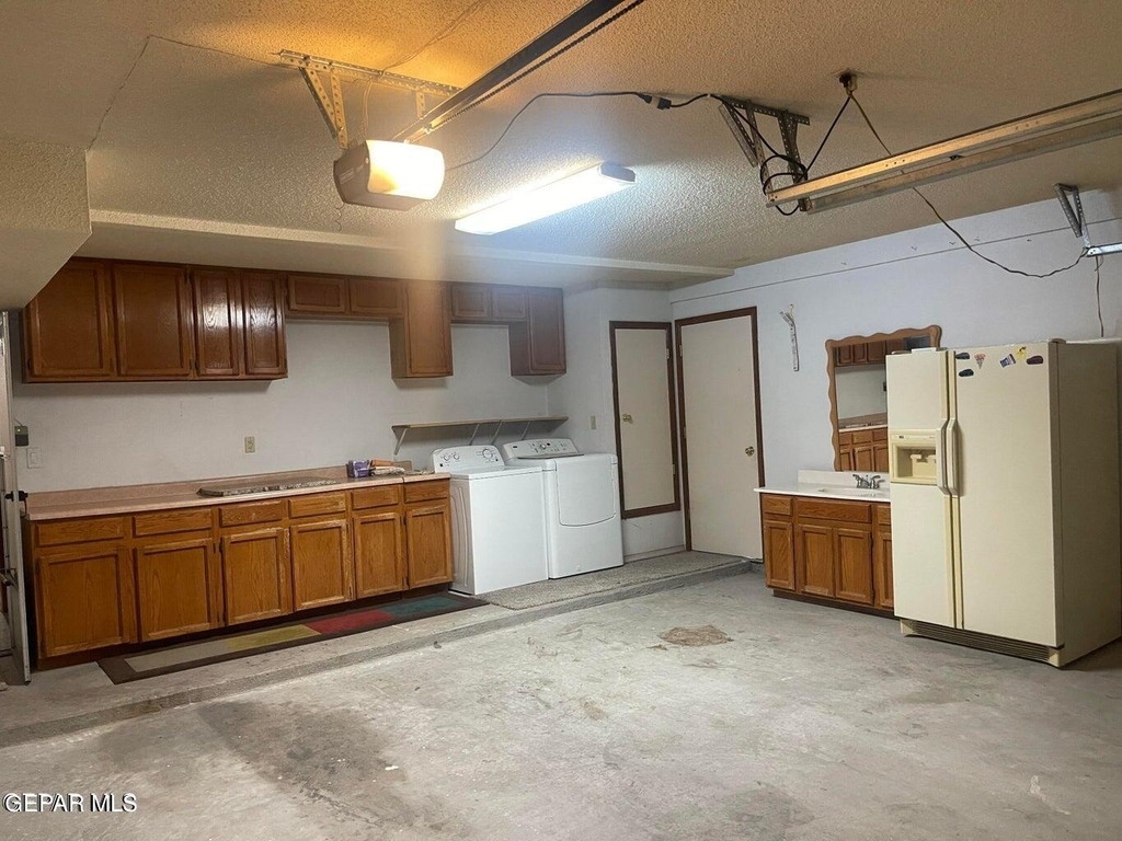 808 Merriman Drive - Photo 28