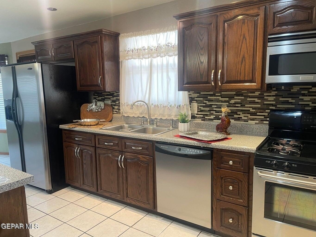 808 Merriman Drive - Photo 26