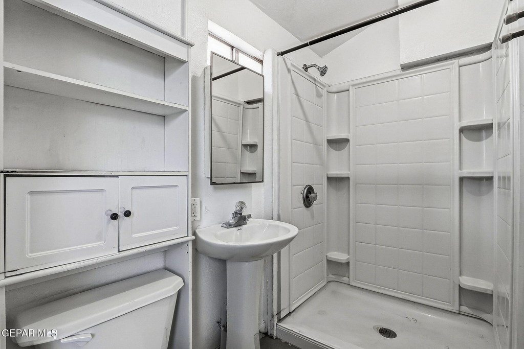 1925 Arizona Avenue - Photo 20