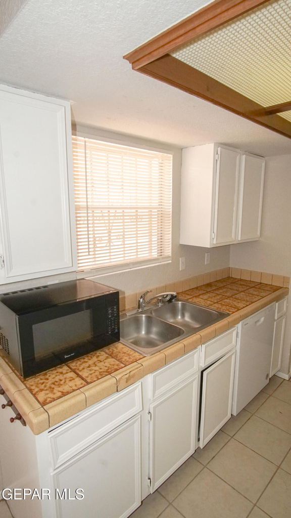 3121 Wayside Street - Photo 6