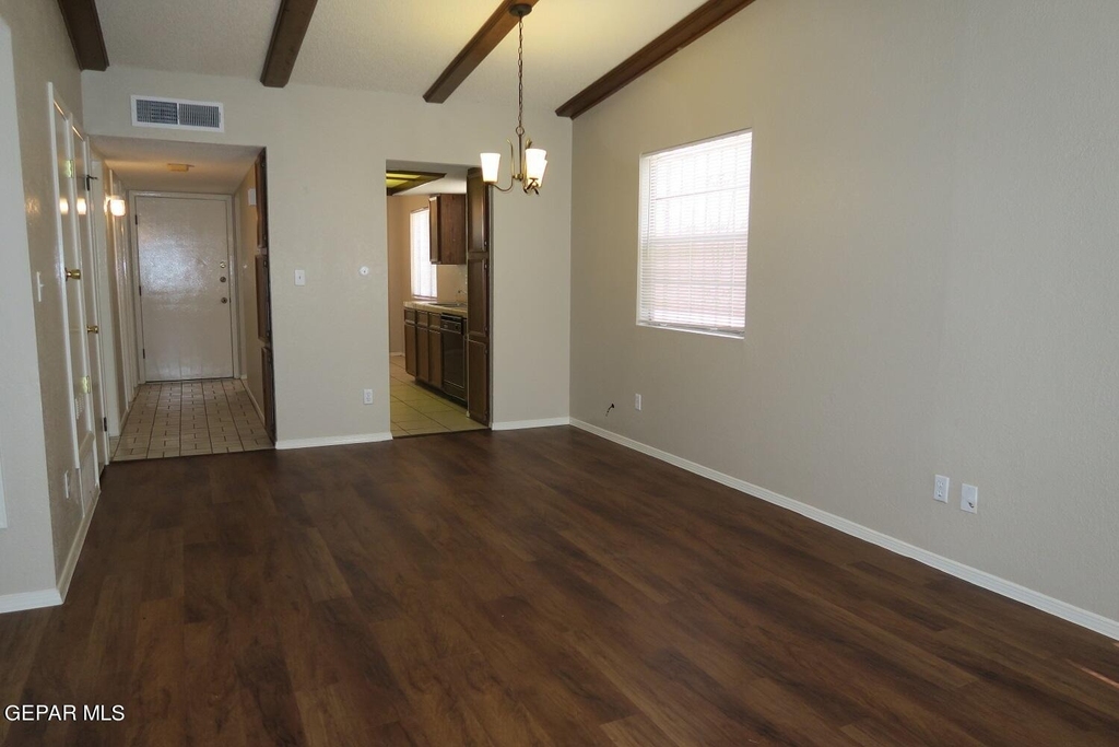 3121 Wayside Street - Photo 4