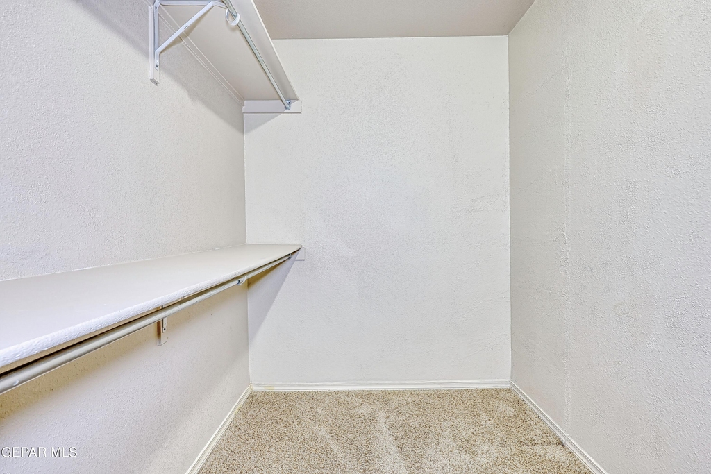 14325 Woods Point Avenue - Photo 26