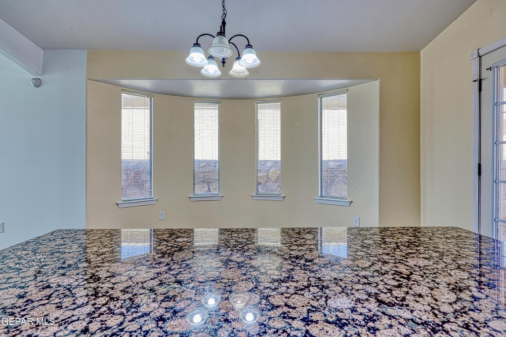 14325 Woods Point Avenue - Photo 13
