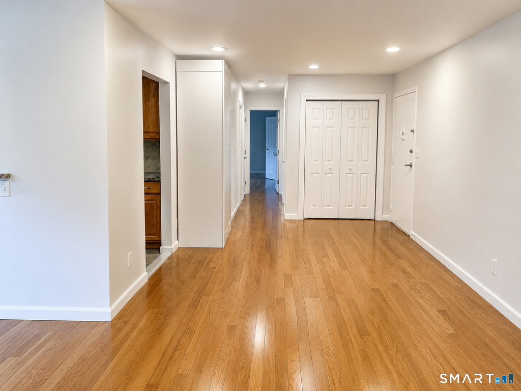 1070 New Haven Avenue - Photo 3