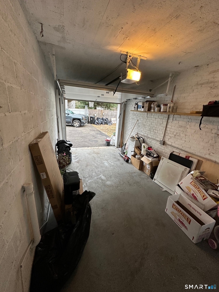 70 Hawthorne Street - Photo 6