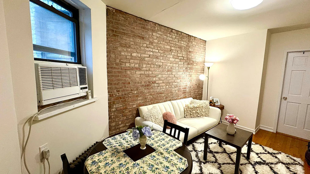 420 East 83rd Street - Photo 3