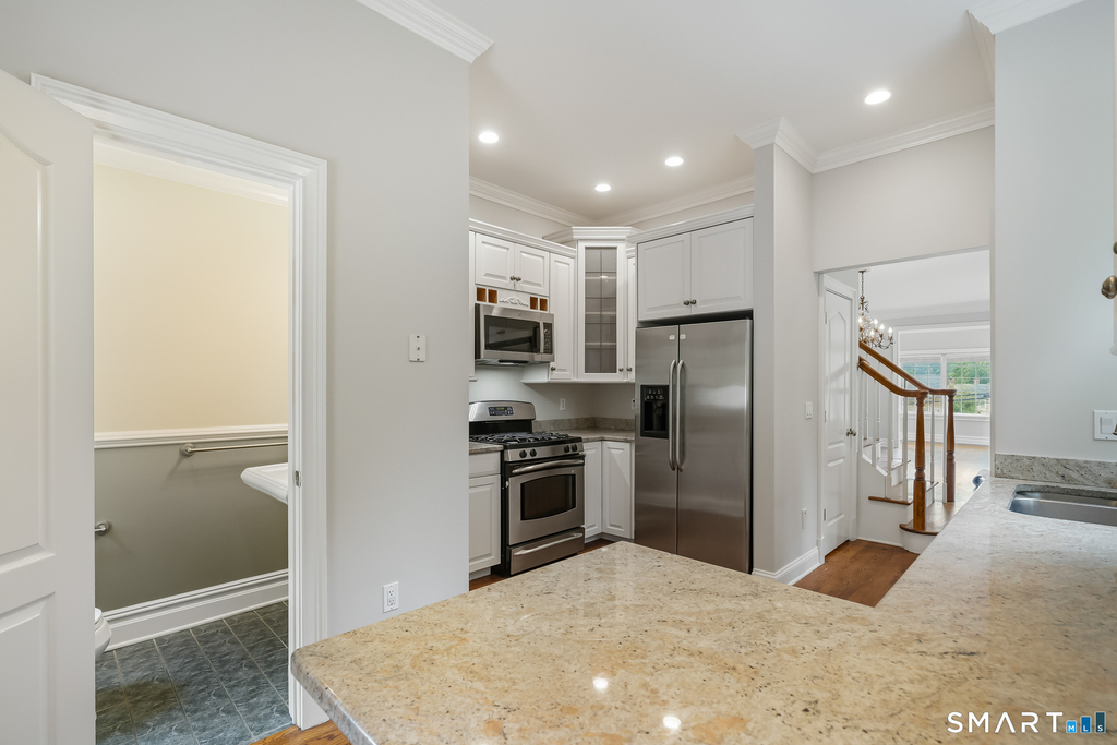 80 Putnam Avenue - Photo 11