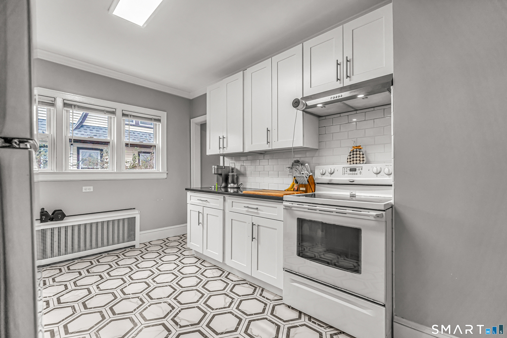 1387 Capitol Avenue - Photo 11