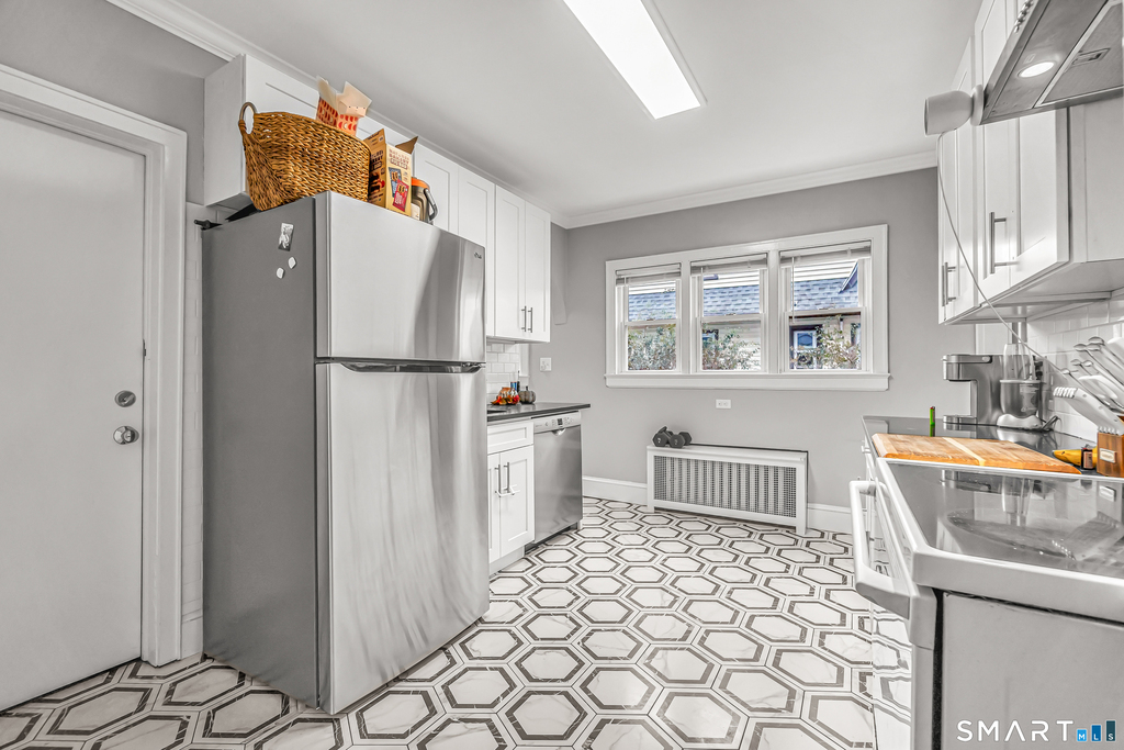 1387 Capitol Avenue - Photo 12